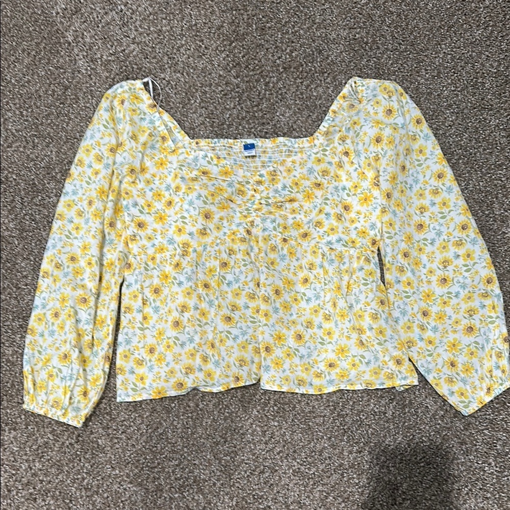 Old Navy Cream Smocked Puff Sleeve Blouse